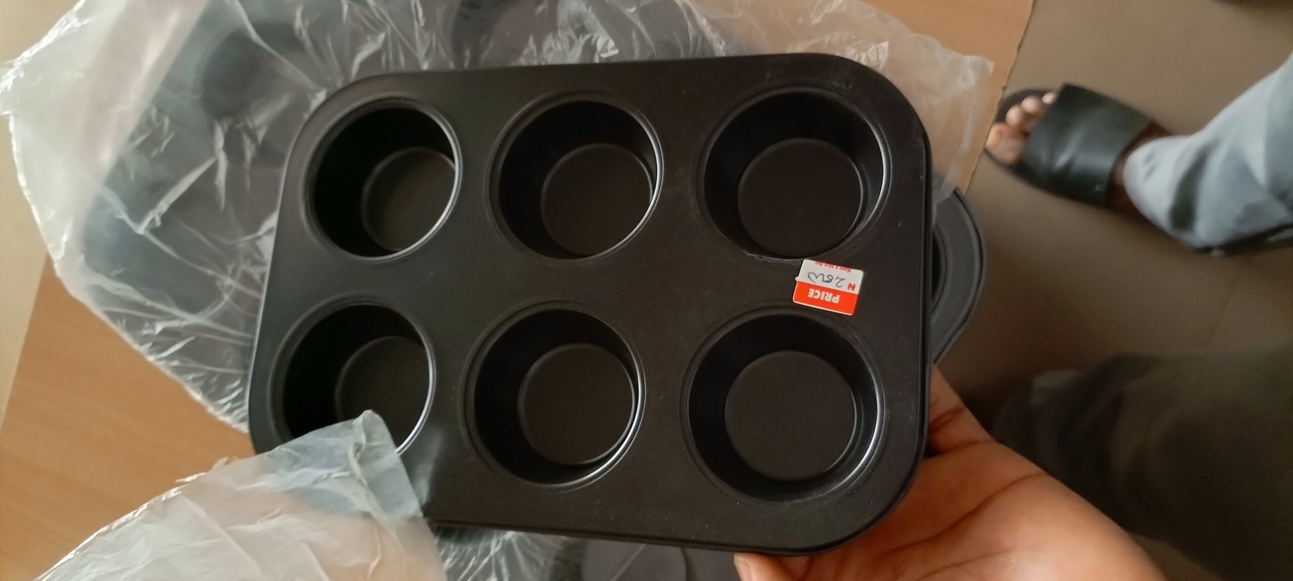 Non-Stick Cupcake Pan – 6 Holes Non-Stick Cupcake Pan – 6 Holes